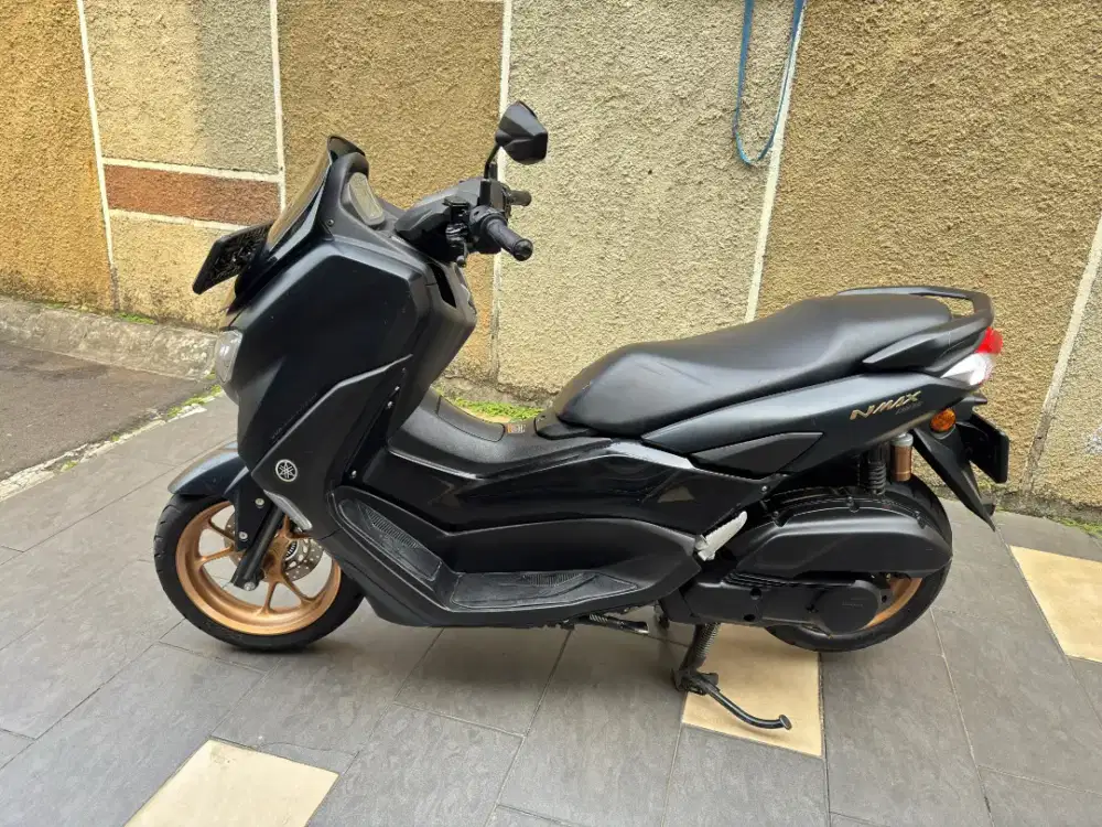 Dijual Yamaha NMAX 155 Keyless non ABS tahun 2022 istimewa