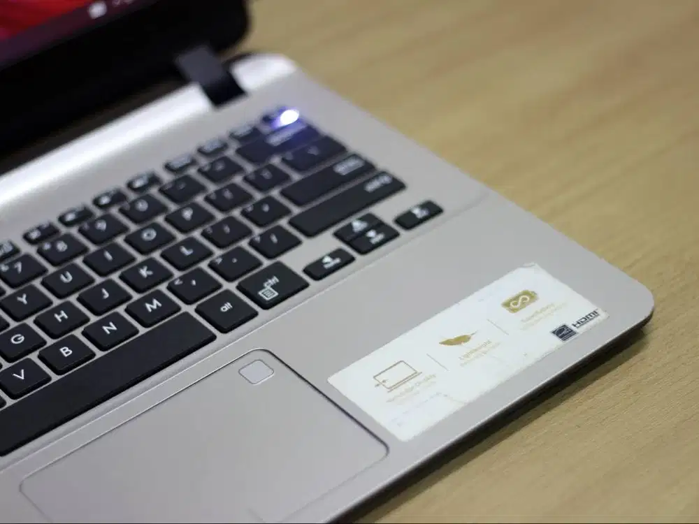 Asus A407M RAM 8GB