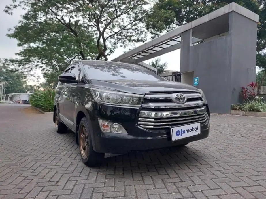 LOW DP Toyota Kijang Innova 2.0 G Bensin-MT 2019 FIZ