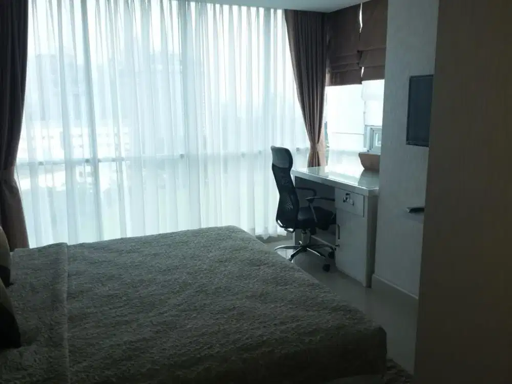 Springhill Terrace Apartemen Kemayoran Strategis 100m2 3+1 kamar furnished