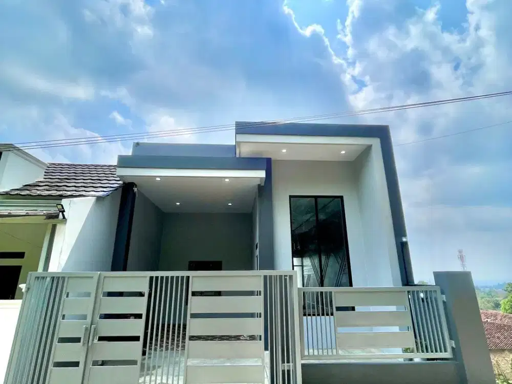 RUMAH VILLA MEWAH LOKASI STRATEGIS