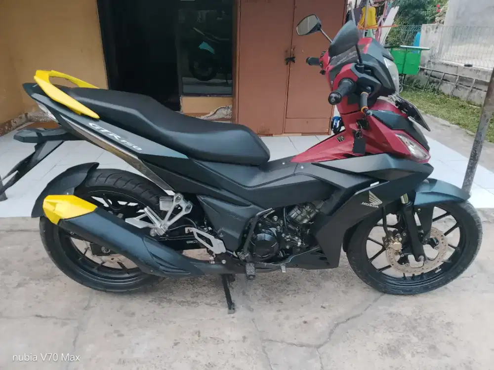 Jual motor Supra GTR 150