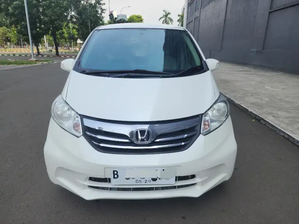 Honda Freed SD at 2013