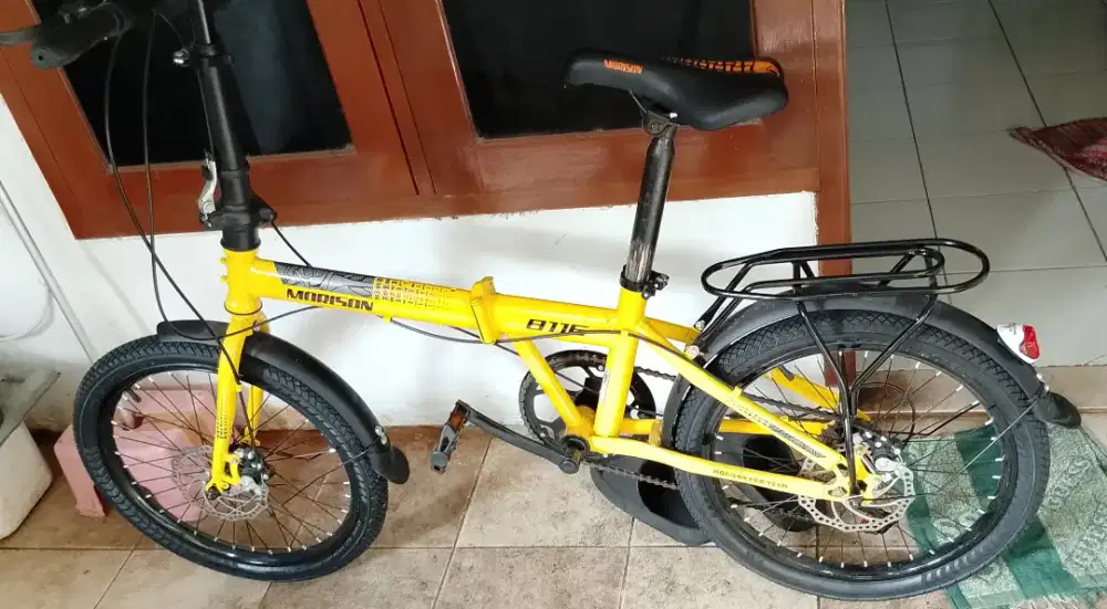 Sepeda lipat ukuran 20