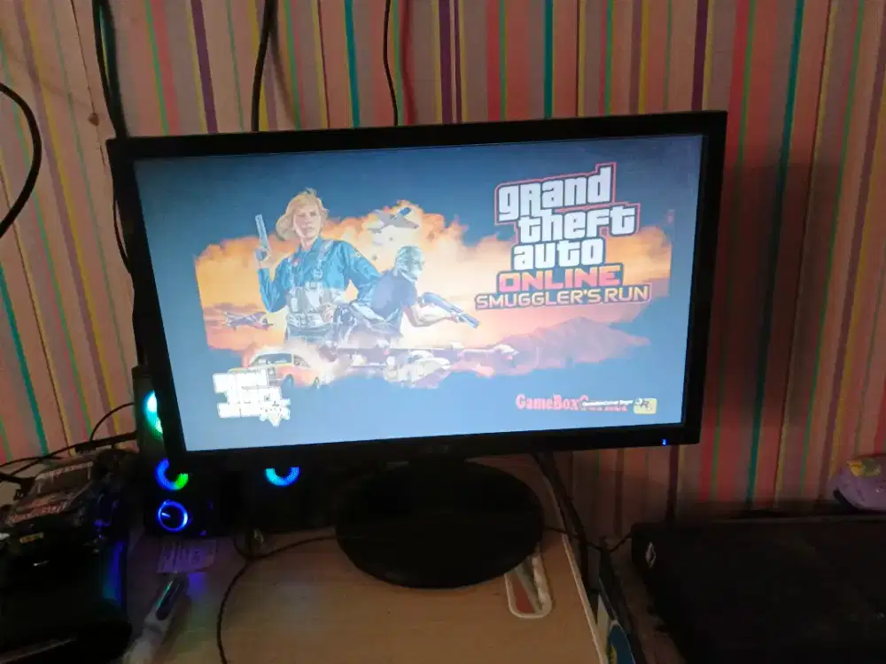 dijual paket PS3 slim 320 gb beserta layar monitor siap pakai