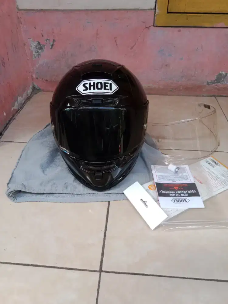 Helm Shoei X14 Hitam glossy