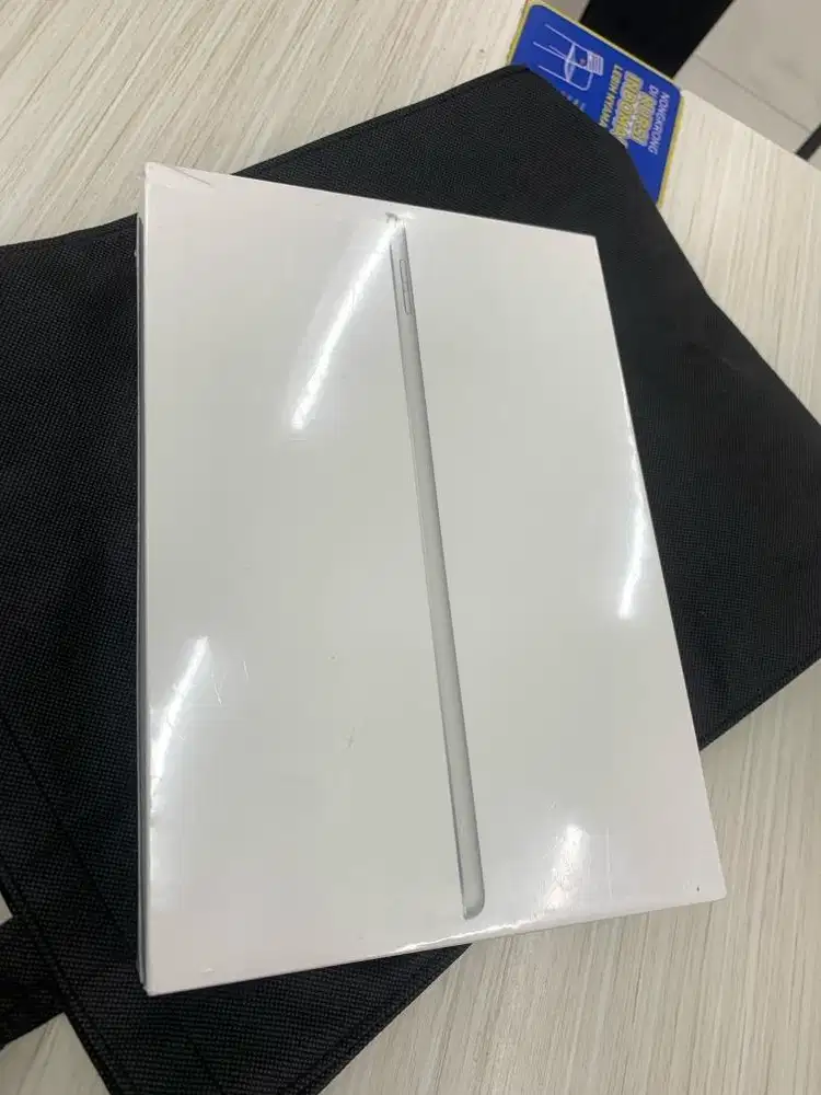 iPad Gen 9 64GB wifi kondisi baru