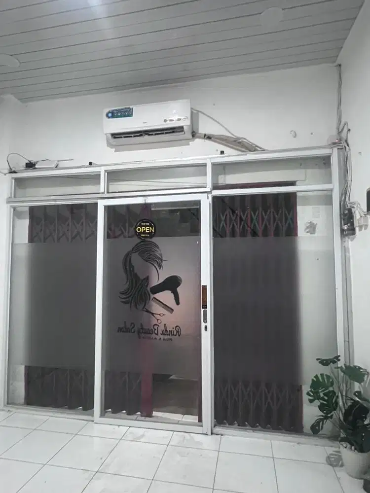 Di Kaca partisi
