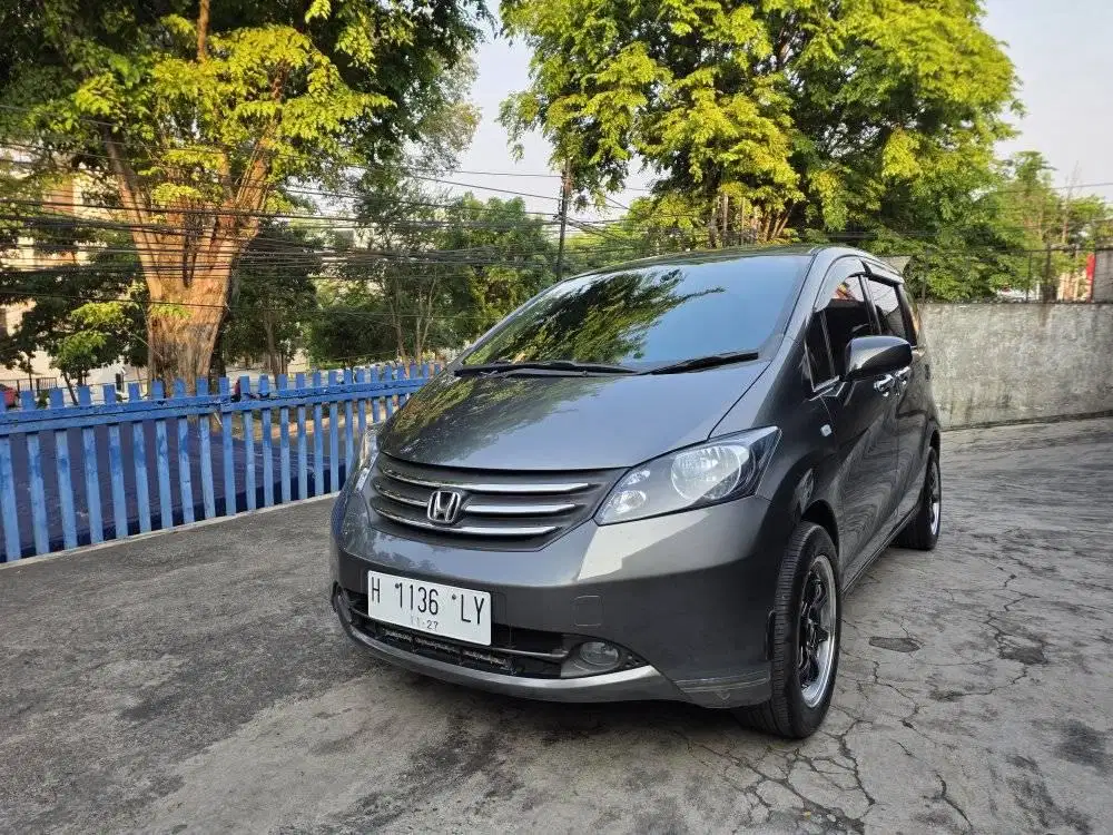 FREED PSD A/T 2009 (MATIC) brng spt baru plat H sienta serena 2010
