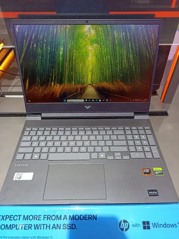 Laptop HP Victus Gaming 15-FB3127AX