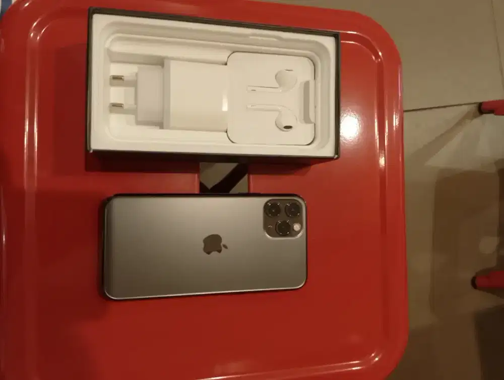 Iphone 11 pro max 256gb sosok baru
