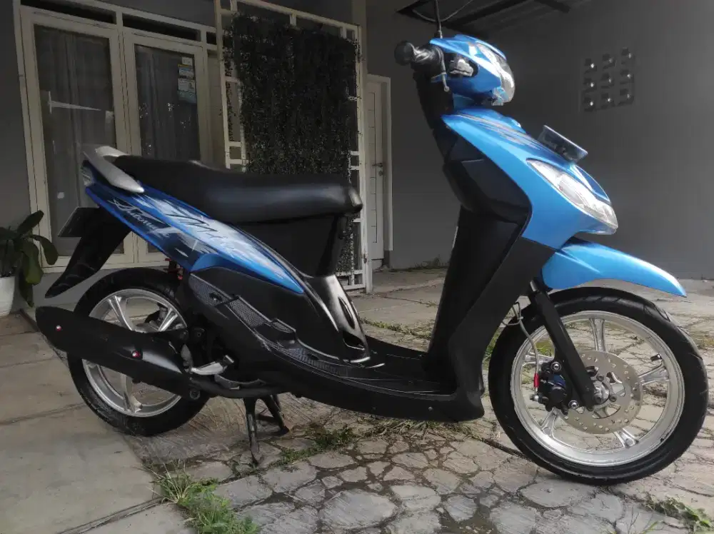 mio smile 2010 biru