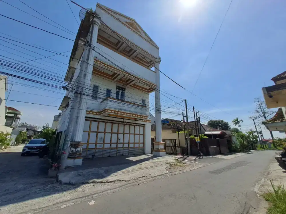 Hunian mewah 4 lantai, dijual murah, BU, purbayan, baki, sukoharjo