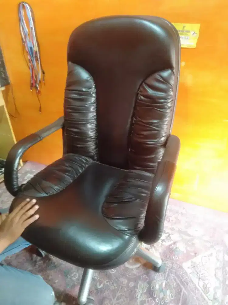 Kursi Kantor Merk Savello Original