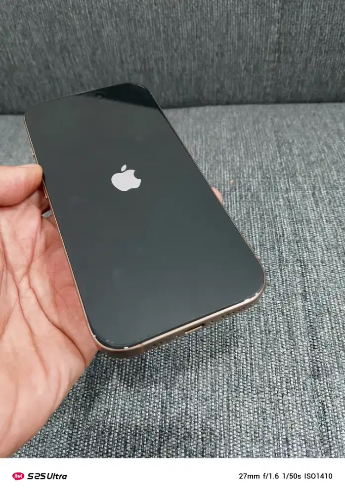 Iphone 16 pro 256gb bh 100% resmi ibox se Indonesia