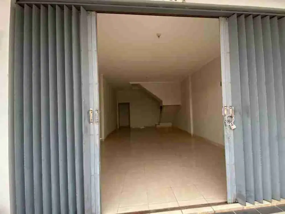 Disewakan Ruko Baru 4 Lt Lokasi Strategis di Kalideres Jakarta Barat
