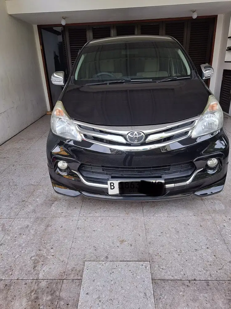 Toyota Avanza 1.3 AT Luxury 2014