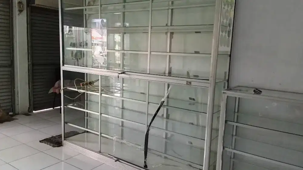 Etalasa 2meter x 2meter