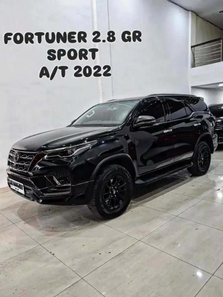 FORTUNER 2.8 GR Sport A/T 2022 / 2023 hitam toyota