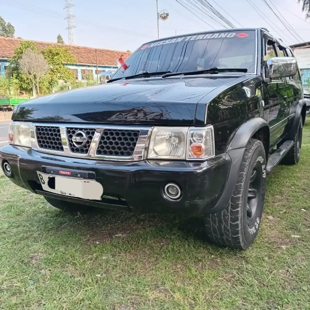 Nissan terano 4×2 Bensin M/T 2006 Hitam