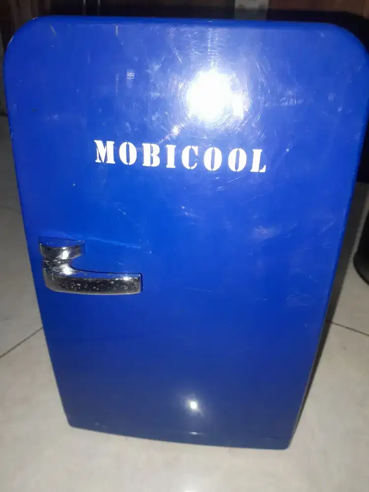 MOBICOOL (kulkas mini )