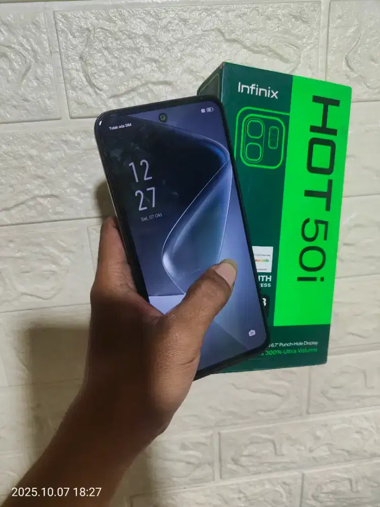 Infinik hot 50i 6/128 fullset no minus