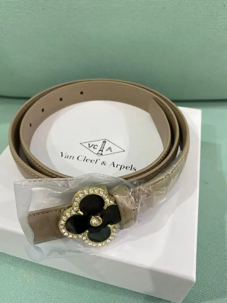Ikat pinggang van cleef &arpels
