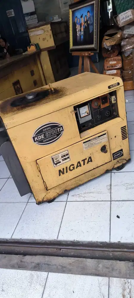GENSET DIESEL NIIGATA KDE 6700 T 5500 WATT BEKAS