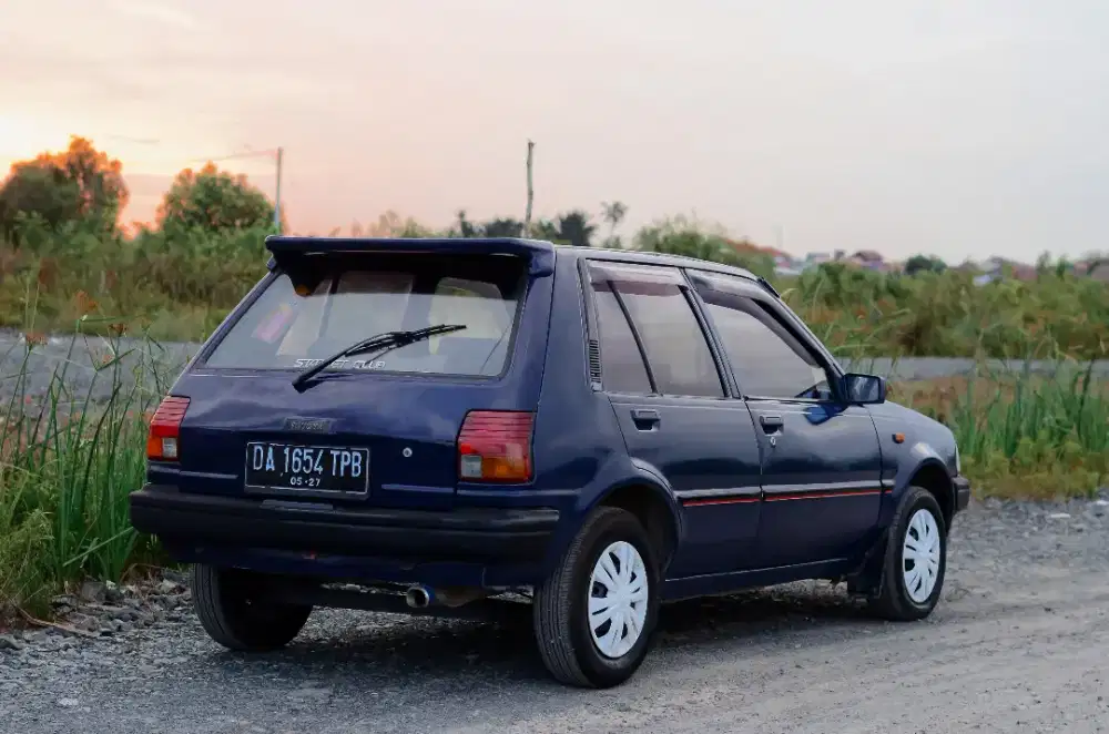 Toyota Starlet Kotak (Starko)