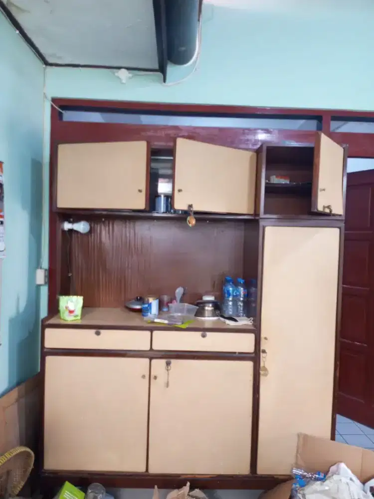 Lemari Jati Serbaguna