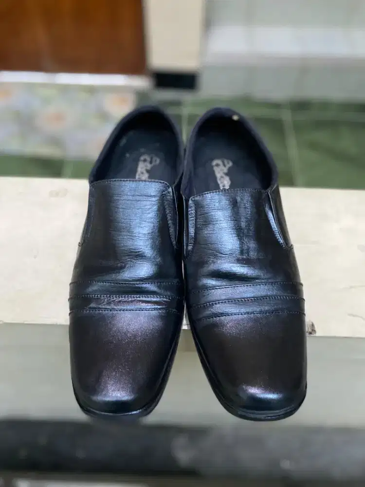 Sepatu Formal Pria Dr Kevin