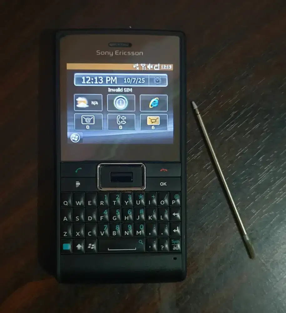 Sony Ericsson Aspen,TouchScreen, Stylus, Bluetooth, WiFi. Kondisi 99%.