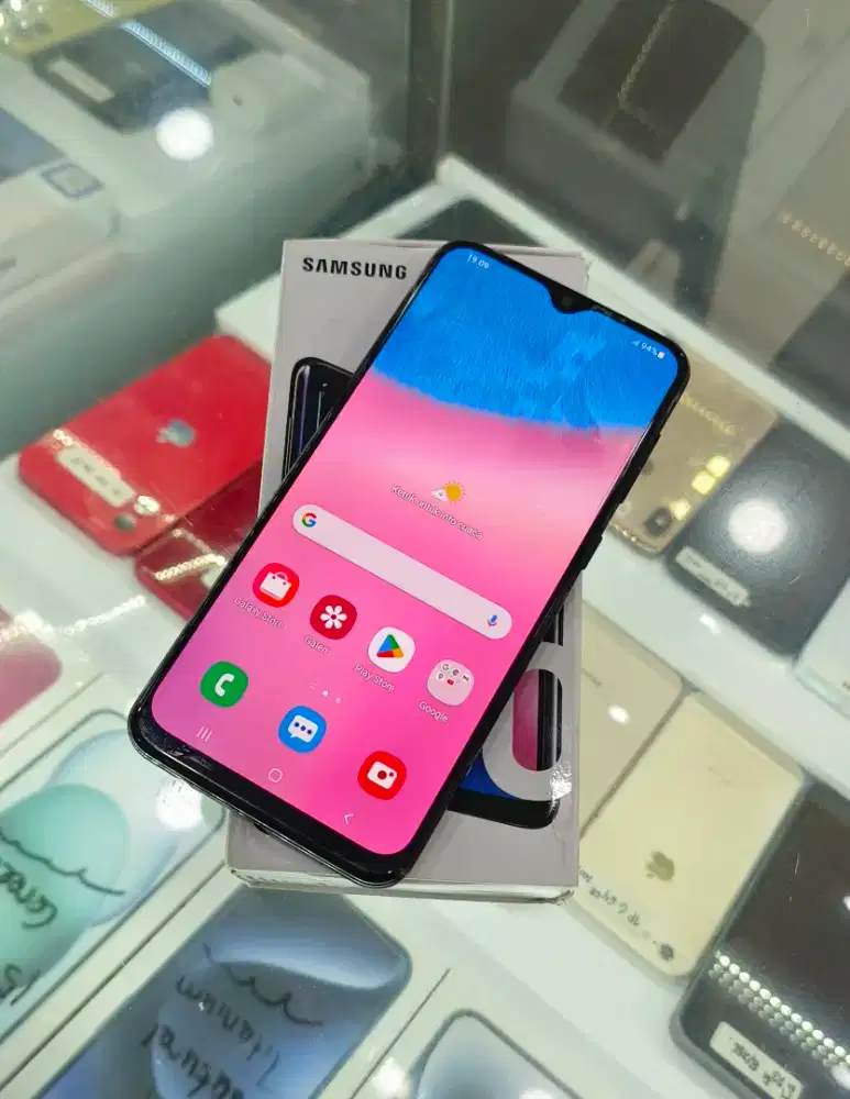 Samsung galaxy A30s 4/64gb