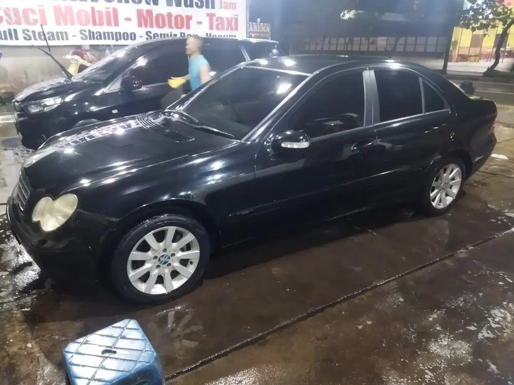 Mercedes-Benz C200 2002 Bensin