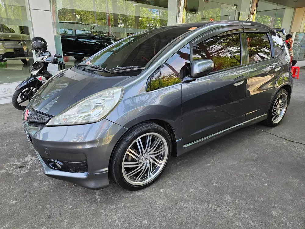 Honda Jazz 2011 Bensin