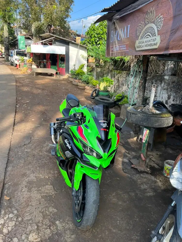 Di jual kawasaki zx 25 rr