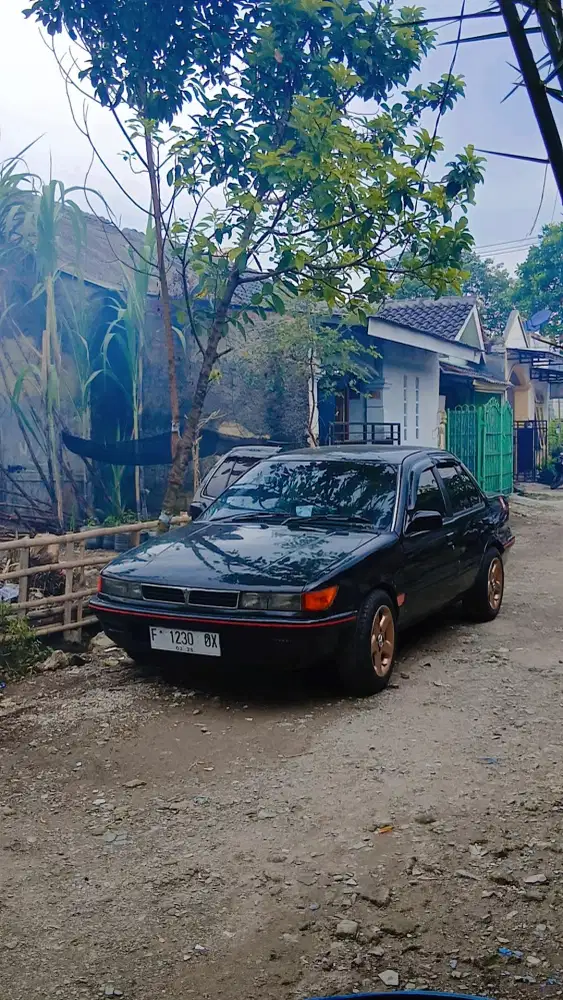 Mitsubishi Lancer 1991 Bensin