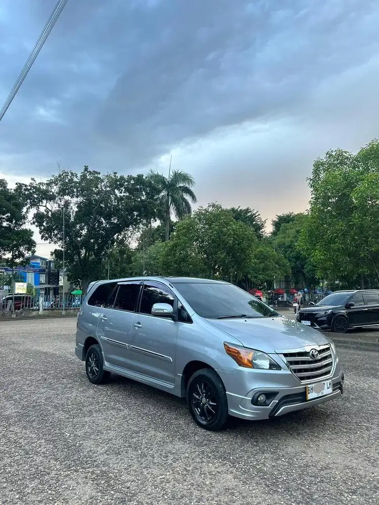 innova 2015 G luxury