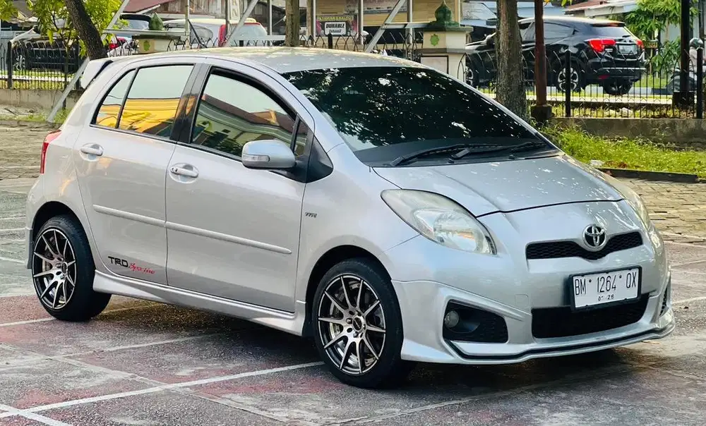 Di Jual Cepat Yaris TRD S 1,5 AT 2012 Tangan Pertama Cantik x