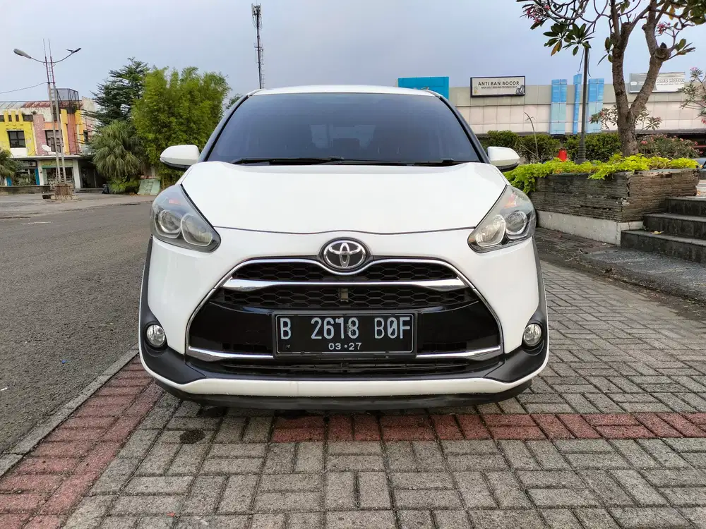 Toyota Sienta 2017 Bensin