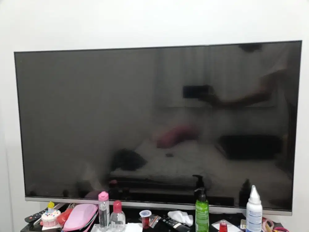 TV TCL 43 inch.