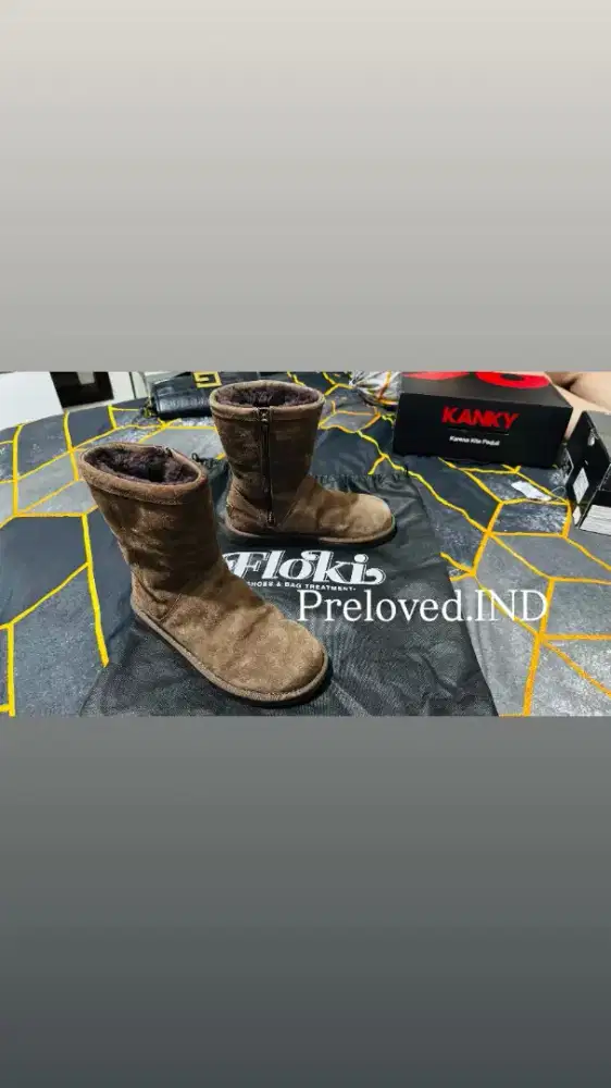 BOOTS UGG AUSTRALIA 3/4 CLASSIC LIMITED EDITION