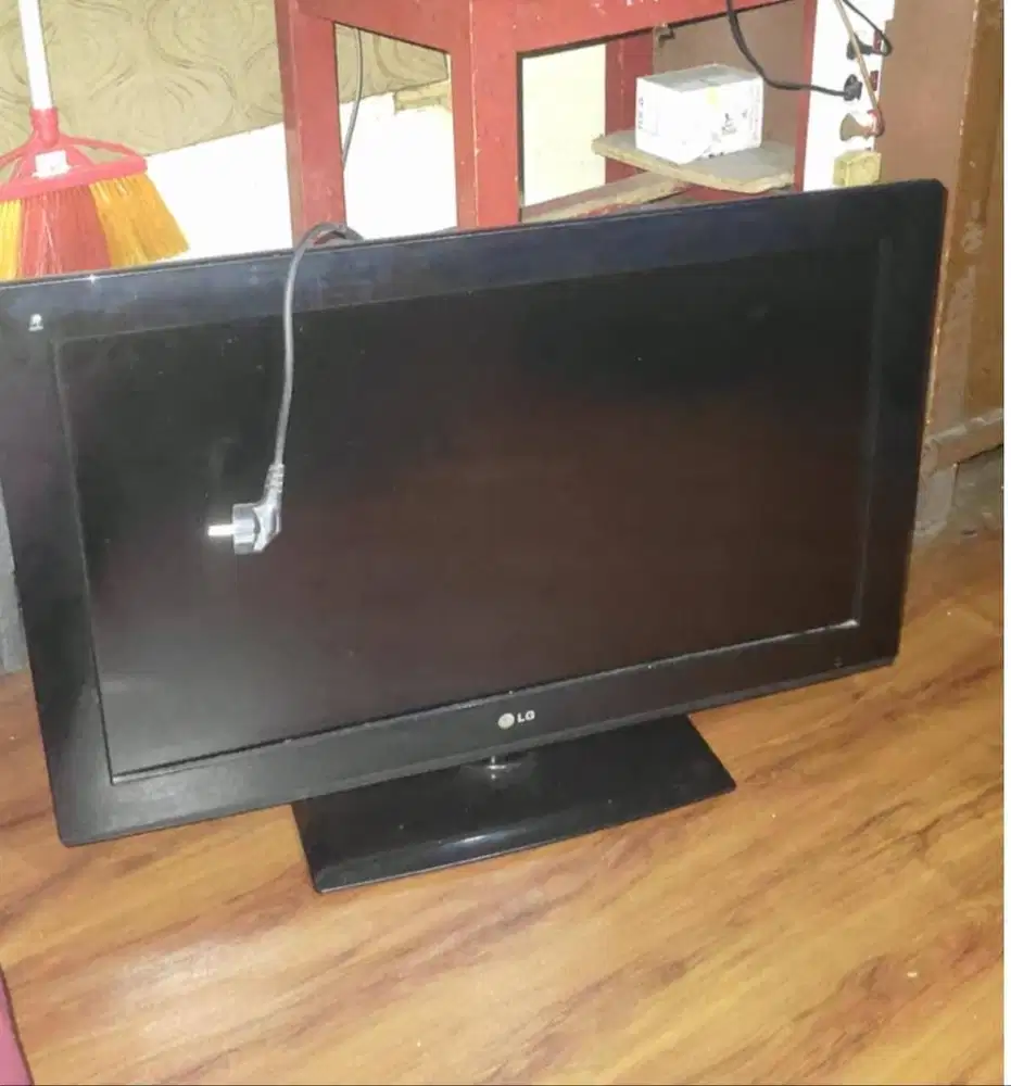 Tv lg 32, males benerin