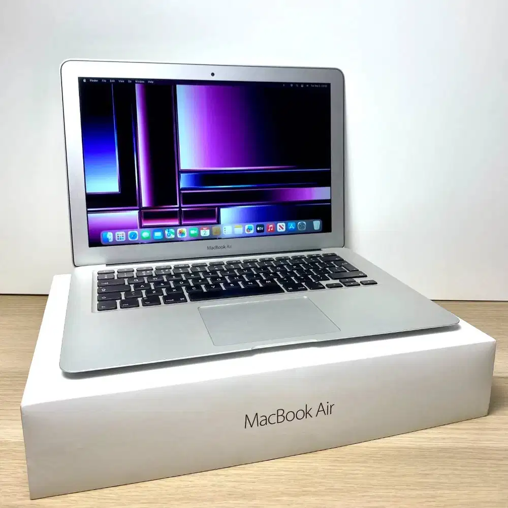 Macbook Air 13 inchi 2014