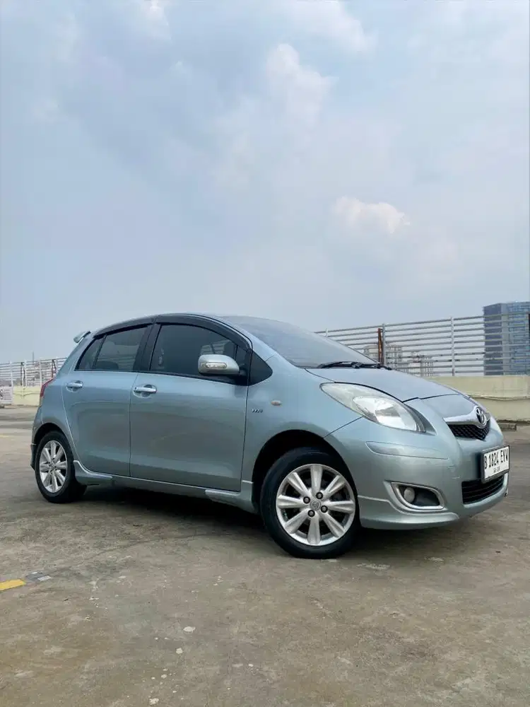 TDP 5jt : YARIS E A/T 2010