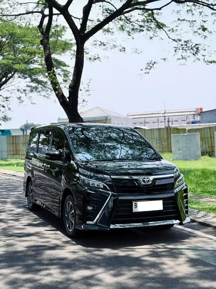 Toyota VOXY 2019 Matic