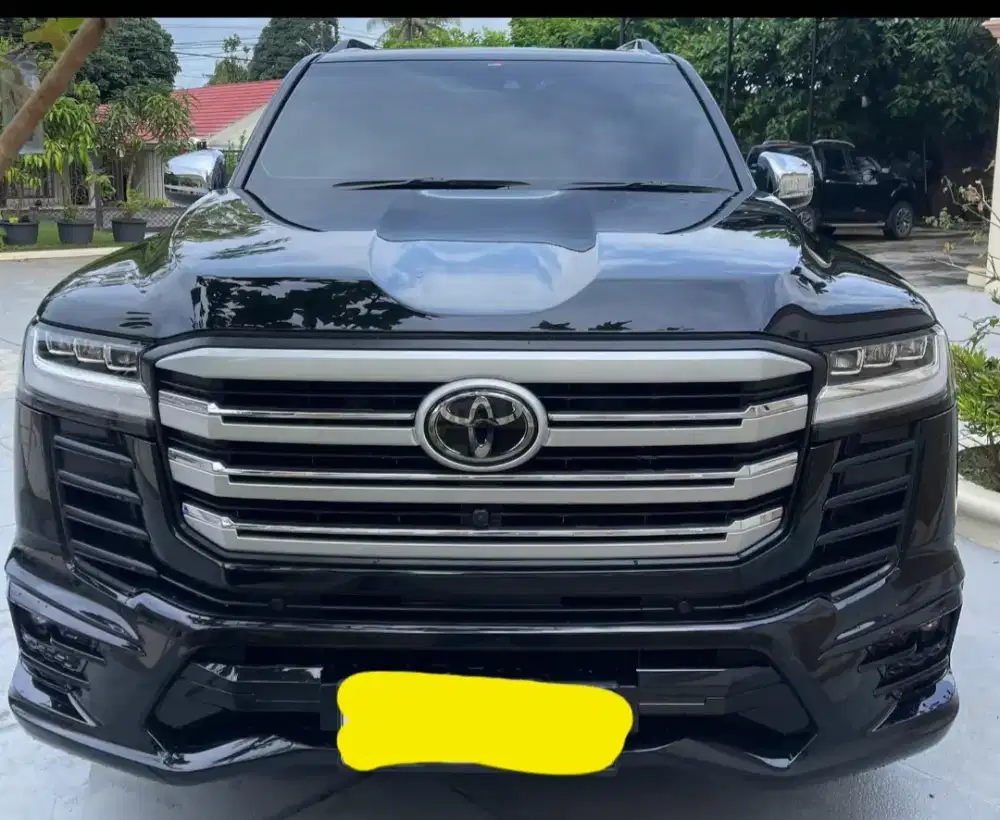 JUAL TOYOTA LANDCRUISER 2023  KONDISI SEPERTI BARU PAKAI PRIBADI