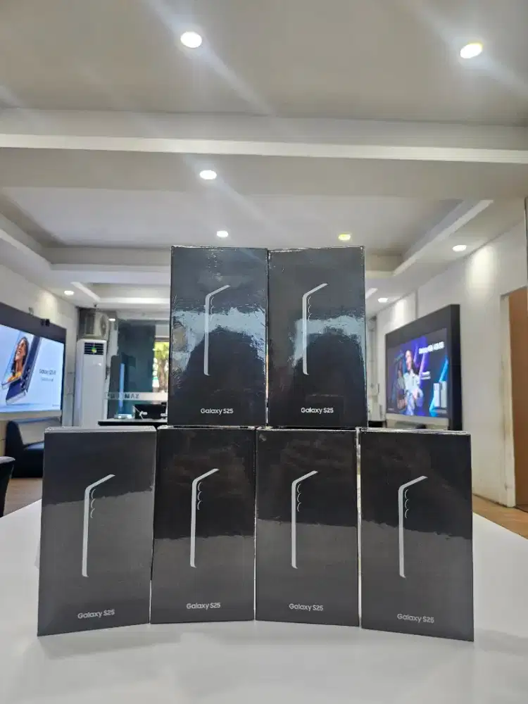 NEW SAMSUNG GALAXY S25 5G 8/512 GB DISKON 4 JT GARANSI RESMI SEIN
