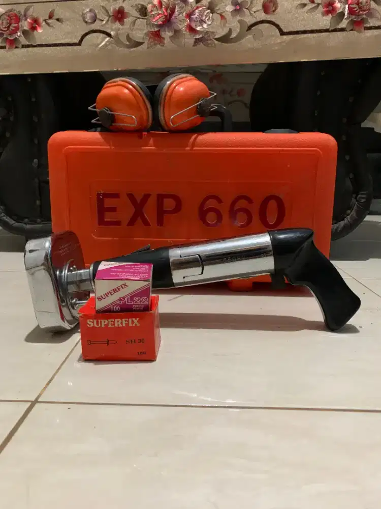 Ramset Gun / Alat Tembak Paku Beton