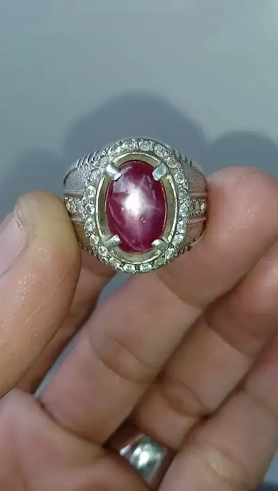 RUBY STAR PIGEON BLOOD RING PERAK